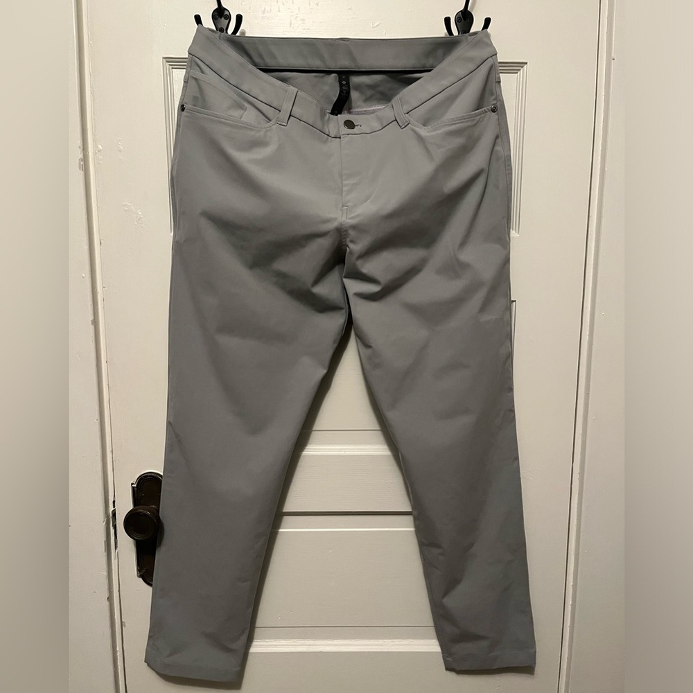 Men’s Lululemon ABC Slim Fit Warpstreme Pants - 35x30 - Silver Drop